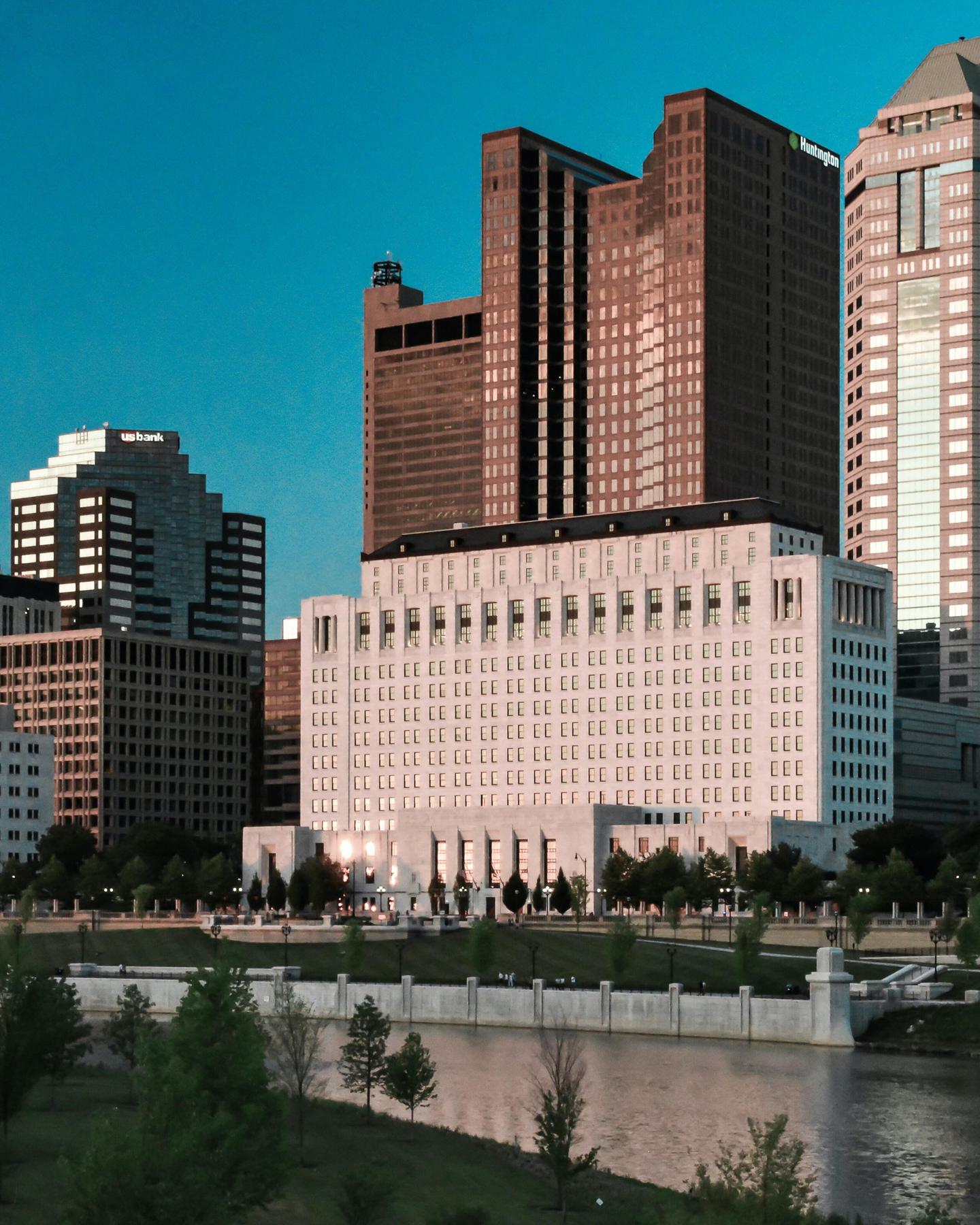 Columbus 2