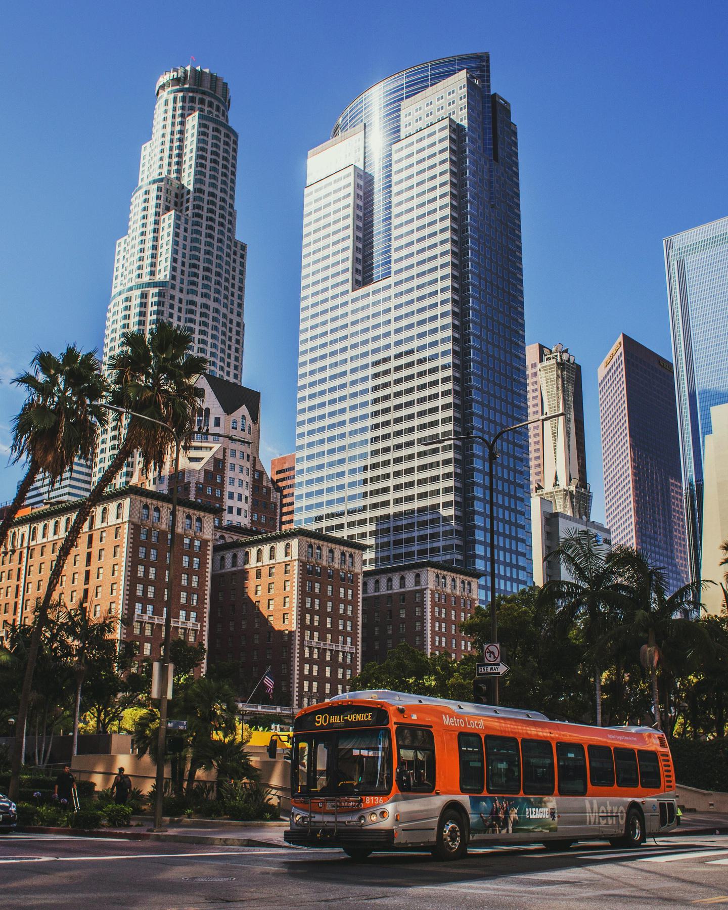 LA 2